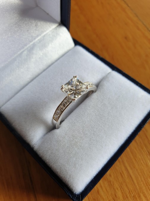 How to Pick an Elegant Engagement Ring #EngagementRing, #WeddingJewelry, #RingShopping, #TimelessElegance, #SolitaireRing, #CustomJewelry, #DiamondRing, #GemstoneRing, #PersonalizedRing, #LoveSymbol