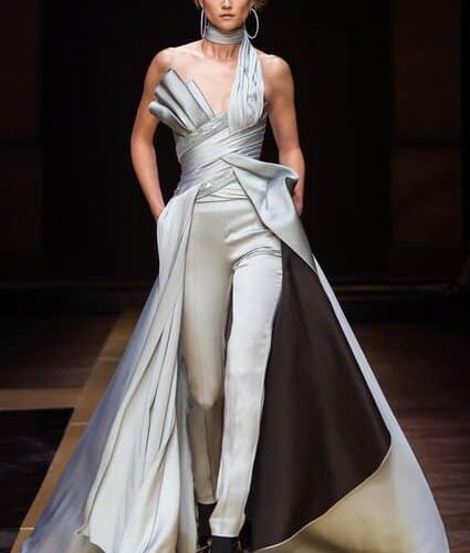 VERSACE Runway Fashion 2016