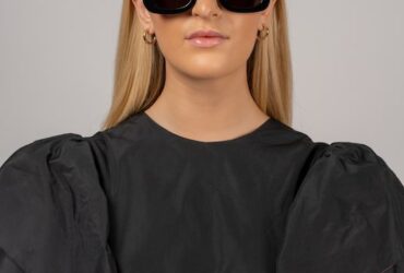Best Fashion Eyewear Styles For Women #fashion #style #bevhillsmag #beverlyhillsmagazine #sunglasses #beverlyhills