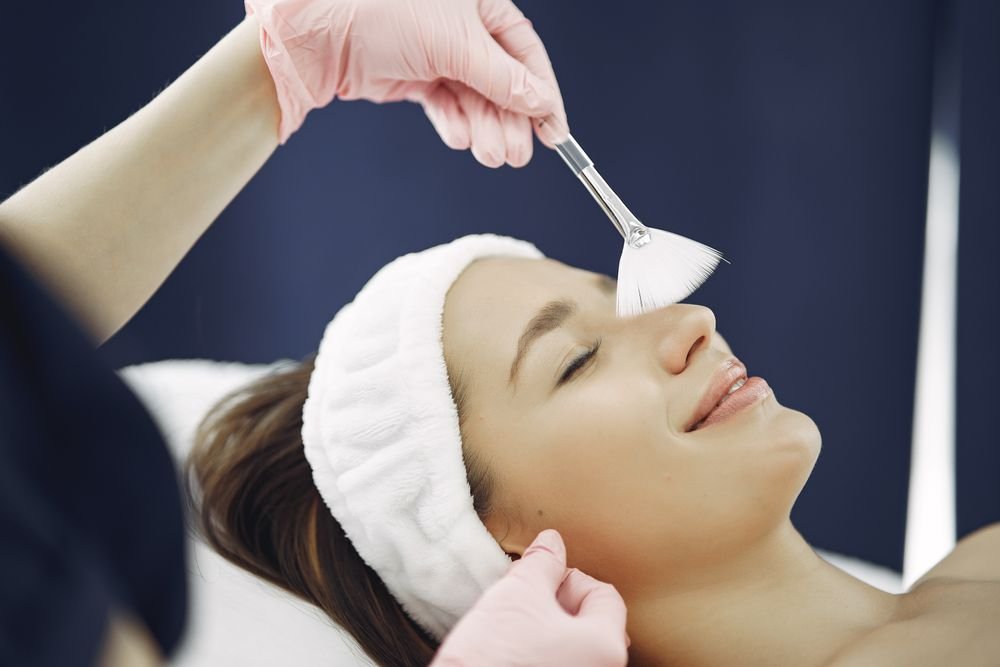 Beyond the Price Tag: What Defines Luxury Beauty Today? #LuxuryBeauty #LuxurySkincare #BeautyTrends #LuxuryLifestyle #PremiumBeauty #BeautyInnovation #LuxuryWellness