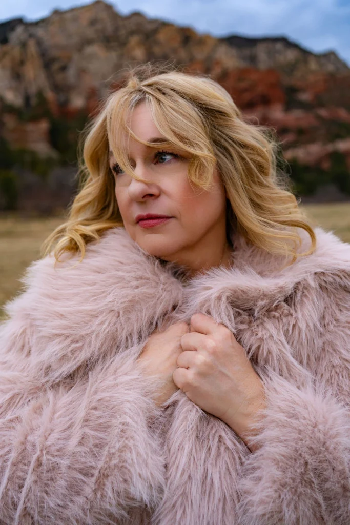 The Mind Whisperer: Dawna Campbell On Wealth & Wellness #bevhillsmag #business #innerhealing