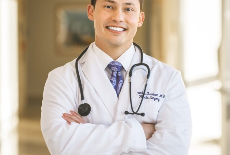 Dr. Brandon Richland: Newport Beach’s Premier Plastic Surgeon #bevhillsmag #beverlyhillsmagazine #beverlyhills #doctors #plasticsurgeon #plasticsurgery