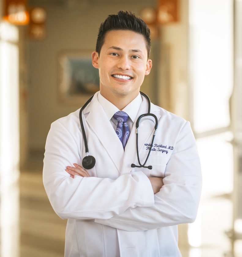 Dr. Brandon Richland: Newport Beach’s Premier Plastic Surgeon #bevhillsmag #beverlyhillsmagazine #beverlyhills #doctors #plasticsurgeon #plasticsurgery