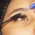 How to Get Longer, Fuller Lashes Without Extensions #LongerLashes, #NaturalLashGrowth, #LashSerum, #CastorOilForLashes, #EyelashGrowth, #LashTips, #FullerLashes, #NoExtensions, #LashCare, #BeautyTips