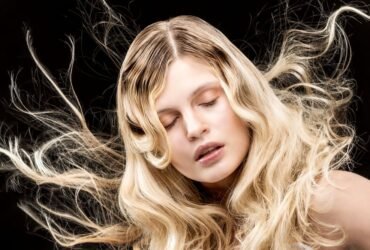 How to Prevent Heat Damage for Healthy Luxury Hair #LuxuryHairCare, #LuxuryBeauty, #HealthyHair, #HairCareTips, #HeatProtection