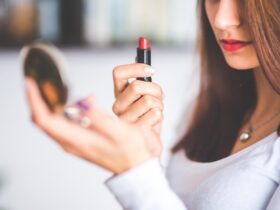 Kira Cosmetics Stylish Eyelash and Makeup Products #BEAUTY #BEVHILLSMAG #BEVERLYHILLS #BEVERLYHILLSMAGAZINE #SKINCARE #BEAUTYPRODUCTS