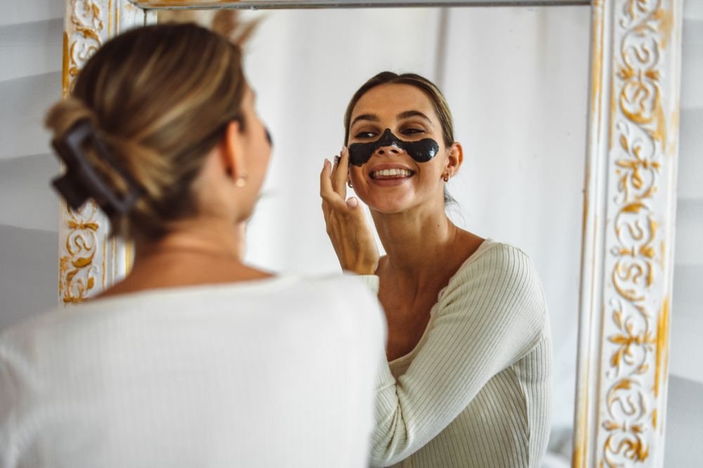 Luxury Skincare Rituals Inspired by Nature #LuxurySkincare #NaturalBeauty #LuxuryBeauty #OliveSkincare #CleanBeauty #SkincareRoutine #LuxuryLifestyle