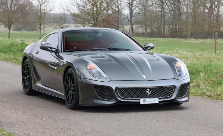 Classic Sports Car: The Ferrari 599 GTB Fiorano #beverlyhills #beverlyhillsmagazine #bevhillsmag #sportscar #coolcar #fastcar #luxurysportscar #exoticcar #popularcarmagazine #carmagazine #ferrari #ferrariGT #ferrariGTB599 #599GTBFiorano #cars #classiccar