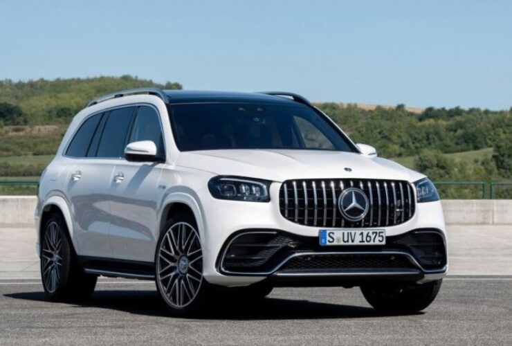 Finest SUV: The Mercedes-AMG GLS 63 #beverlyhills #beverlyhillsmagazine #mercedes-benz #mercedes-AMG #merceded-amggls63 #2021mercedes-amggls63 #finestsuv #stylishcar #luxurycar #vipcar #fastcar #dreamcar #coolcar #carmagazine #popularcarmagazine