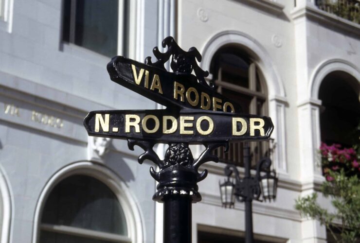 Beverly-Hills-Golden-Triangle-Rodeo-Dr-Beverly-Dr-Luxury-Shopping-Hollywood-life-Beverly-Hills-Magazine-Jacqueline-Maddison