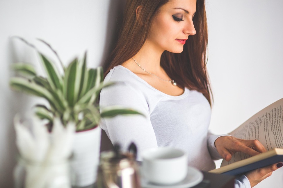 10 Luxurious Ways To Treat Yourself #beverlyhills #beverlyhillsmagazine #bevhillsmag #treatyourself #strengthenyourimmunesystem #spoilyourself #takingcareofyourskin #self-careroutine