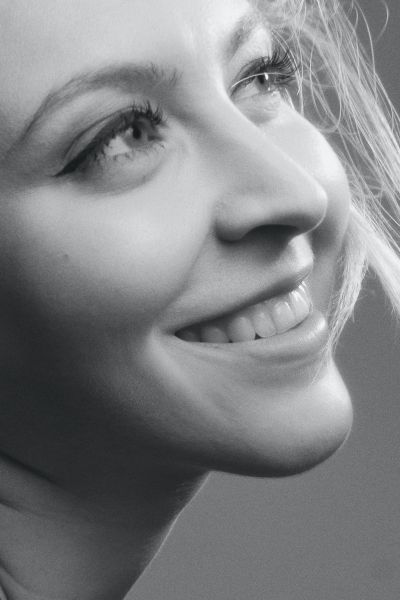 10 Reasons to Start Using Skin Whitening Pills #beverlyhills #beverlyhillsmagazine #skinwhitening #freeofwrinkles #darkcircles #signsofaging #harmfulUVrays