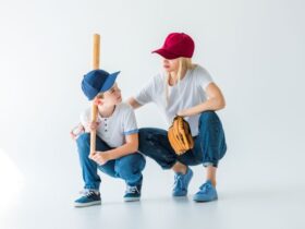10 Ways To Wear Baseball Caps Stylishly #beverlyhills #beverlyhillsmagazine #baseballcaps #fashionpiece #pairofboots #fashionstatement #chicfinish #pairofsneakers