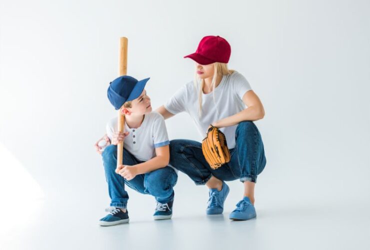 10 Ways To Wear Baseball Caps Stylishly #beverlyhills #beverlyhillsmagazine #baseballcaps #fashionpiece #pairofboots #fashionstatement #chicfinish #pairofsneakers