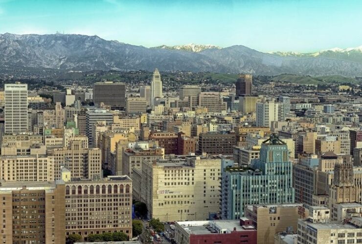 3 Tricks You Need for Navigating Los Angeles Streets #beverlyhillsmagazine #beverlyhill #bevhillsmag #losangeles #funattraction #avoidmakingassumption