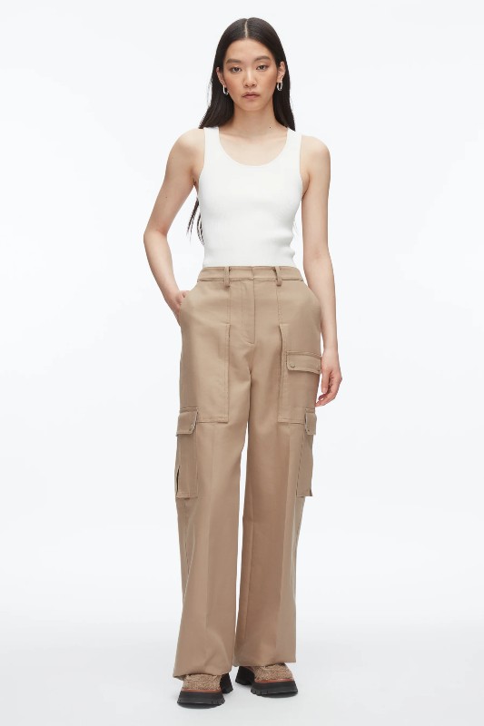 3.1 Phillip Lim: Timeless, Modern Style #3.1PhillipLim, #PhillipLim, #FashionBrand, #SustainableStyle, #ModernFashion, #DesignerClothing, #LuxuryApparel, #BevHillsMag, #BeverlyHills, #BeverlyHillsMagazine