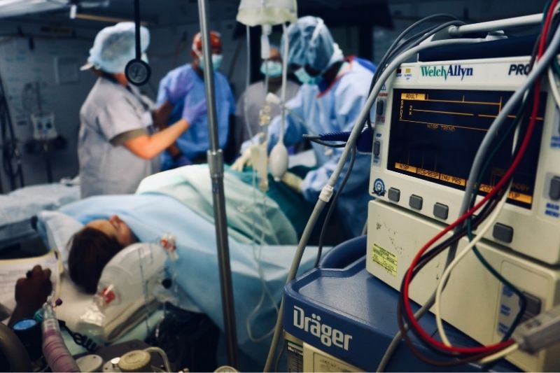 4 Injuries That Leave a Significant Financial Impact #beverlyhills #beverlyhillsmagazine #bevhillsmag #amputation #headinjuries #financialimpact #physicaltherapy