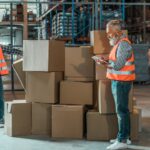 4 Reasons Why Standard Shipping Is So Popular In The World #beverlyhills #beverlyhilllsmagazine #standardshipping #deliveringpackages #shippingservices #shippingmethods