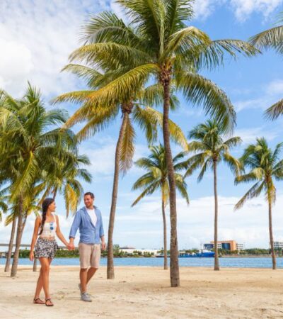4 Secrets to Planning the Perfect Luxury Coastal Vacation #beverlyhills #beverlyhillsmagazine #luxurycoastalvacation #luxurywellness #rentingavilla #dreamvacation #luxuryvacationrentals