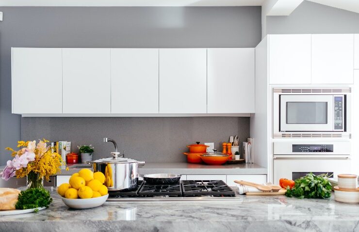 Beverly Hills Magazine 4 Tips to Know When Hiring a Kitchen Remodeling Contractor