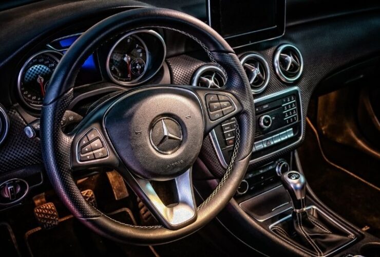 4 Ways of Adding Luxury Impression to Your Car #beverlyhills #beverlyhillsmagazine #bevhillsmag #luxuryimpressions #touchofluxury #addluxurytoyourcar #luxuryfeatures #luxurylook