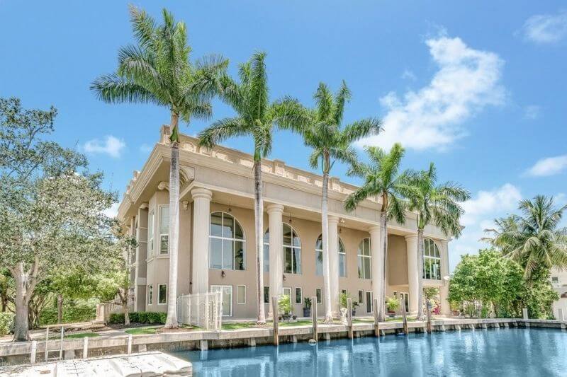 414 Riviera Isle in Fort Lauderdale luxury:#beverlyhillsmagazine #beverlyhills #bevhillsmag #florida #fortlauderdale #luxuryhome #dreamhome #414rivieraisle #buyahome #mansion