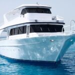 5 Benefits of Boat Ownership for Families #beverlyhills #beverlyhillsmagazine #boatdealership #owningyourownboat #boatownership #boatdealer