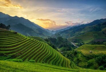 5 Historical Sites To Visit In Vietnam #beverlyhills #beverlyhillsmagazine #vietnam #ivisa #historicalsites #beautifularchitecture