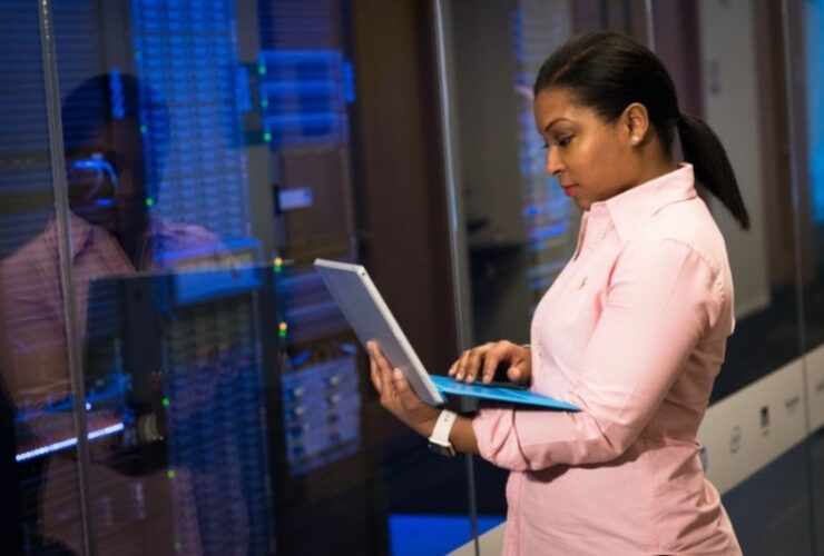 5 Reasons Why You Need a Dedicated Server #beverlyhills #beverlyhillsmagazine #bevhillsmag #dedicatedservers #server #websites #businesswebsites #onlinebusinesses
