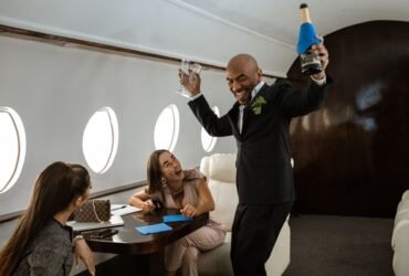 5 Surprising Things Wealthy People Never Spend Money On #luxurylifestyle #wealthyliving #luxuryculture
