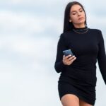 5 Tips on How to Style Long Sleeve Dresses to Look Gorgeous  #beverlyhills #beverlyhillsmagazine #casualoutfit #longsleevedress #ribknitdresses #idealoutfit