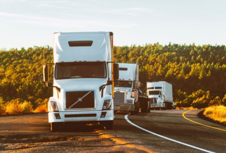 5 Ways to Improve Your Business Fleet Management #beverlyhills #beverlyhillsmagazine #businesssfleetmanagement #vehiclecamerasystem #commercialfleet #routinemaintenance