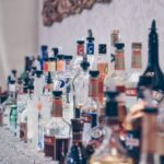 5 Ways to Stop Alcohol Addiction #beverlyhills #beverlyhillsmagazine #bevhillsmag #alcoholaddiction #addictivesubstances #reachsoberity