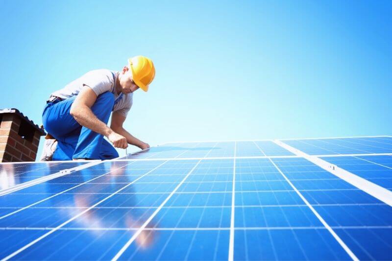 6 Factors to Consider When Choosing Solar Companies:#beverlyhills #beverlyhillsmagazine #bevhillsmag #solarcompanies #solarenergy #solarinstallation #solarpanels #solar #solarcompanyservices #solarpanelinstallers