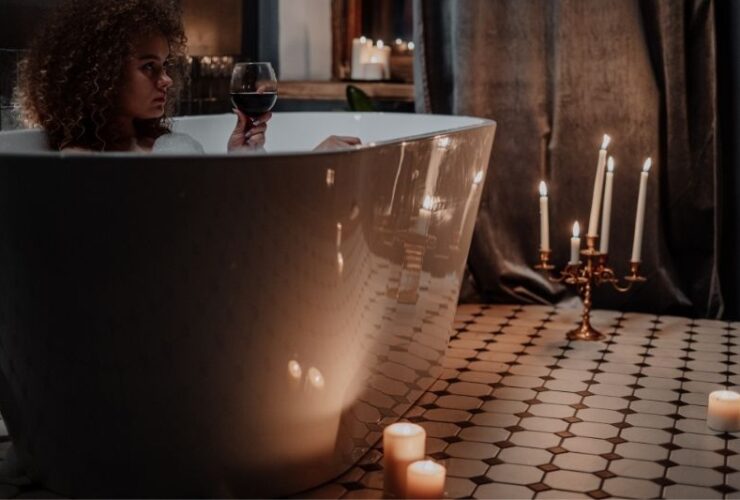 6 Luxury Goods To Help You Relax:#beverlyhills #beverlyhillsmagazine #luxurygoods #relax #relaxinginstyle #massagechair #sauna #sleepbeds #hometheater #pizzaoven #headphones