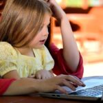 6 Obligations That Should Not Keep You Away From Family Life #beverlyhills #beverlyhillsmagazine #familylife #lifegoal #educationalactivities #nurturethebonds