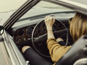6 Reasons Why You Should Learn How To Drive #beverlyhills #beverlyhillsmagazine #learnhowtodrive #practicalskill #drivinglicense #drivinglessons #improveyourmentalhealth #boostyourconfidence #bevhillsmag