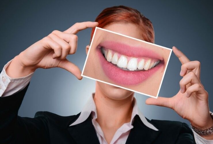 6 Things To Consider Before Having Dental Implants #beverlyhills #beverlyhillsmagazine #medicalhistory #dentalimplants #dentist #oralhealth #oralsurgeon #bevhillsmag