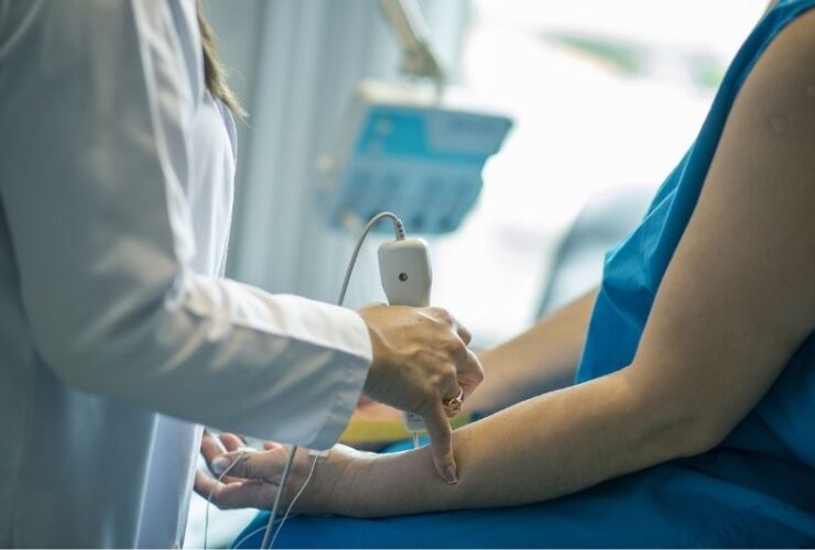 6 Things To Know Before Starting A Private Clinic #beverlyhills #beverlyhillsmagazine #bevhillsmag #medicalpractice #privateclinic #businessplan #medicalequipment
