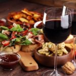 6 Tips On How To Pair Food With Your Favorite Wine: #beverlyhills #beverlyhillsmagazine #bevhillsmag #food #wine #foodandwinepairing #winedrinking #pairingmethods
