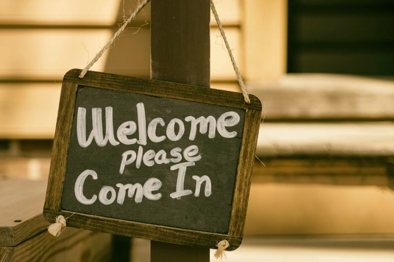 6 Tips To Help You Sell Your Mobile Home Fast #beverlyhillsmagazine #beverlyhills #bevhillsmag #mobilehome #sellingamobilehome #potientialbuyer #mobilehome