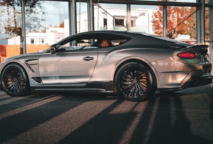 7 Awesome Reasons to Rent a Bentley Bentayga.  #beverlyhills #beverlyhillsmagazine #bentleybentayga #rentacar #carmodel #hireabentleybentayga #SUV #classycar #rentalcarinsurance #bevhillsmag