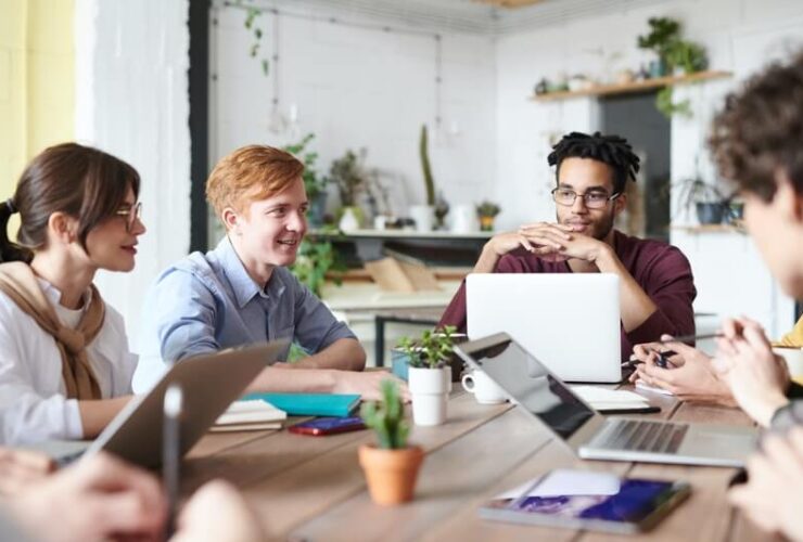 7 Hacks to Boost Team Morale at the Office:#beverlyhills #beverlyhillsmagazine #teammorale #business #employeemorale #morale #businessmorale #motivation #teambuilding #businesssuccess #employees #officemorale