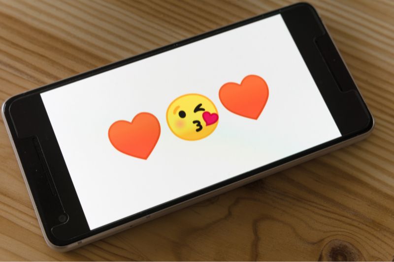7 Insights into the Success of the Online Dating Scene #beverlyhills #beverlyhillsmagazine #onlinedatingscene #datingplatform #onlinedatingexperience