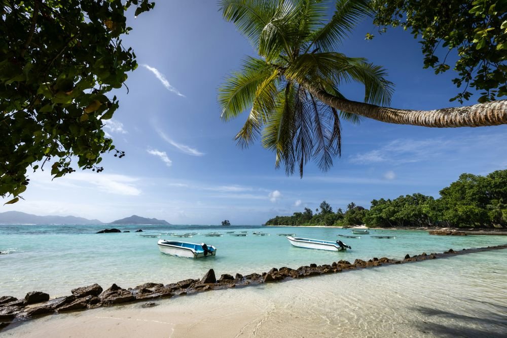 7 Luxury Beach Destinations Worth Discovering #LuxuryTravel #LuxuryBeachDestinations #LuxuryLifestyle #BeachParadise