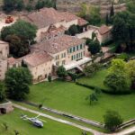 7 Luxury Homes in France Owned By Celebrities #beverlyhills #beverlyhillsmagazine #marvelofluxury #beautifulcity #famouscelebrities #luxuryhomes #celebritiesinfrance