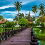 7 Luxury Travel Destinations #LuxuryTravel #LuxuryTravelDestinations #LuxuryLifestyle #TravelInStyle #LuxuryGetaways