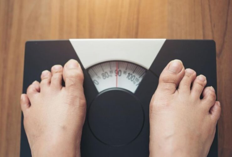 7 Proven Ways To Lose Weight #beverlyhills #beverlyhillsmagazine #dietarysupplements #dieting #exercising #fitnessplan #loseweight #nutrition #weight #weightloss #fitnessplan