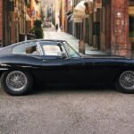 9 Luxury Tips for Classic Car Collectors