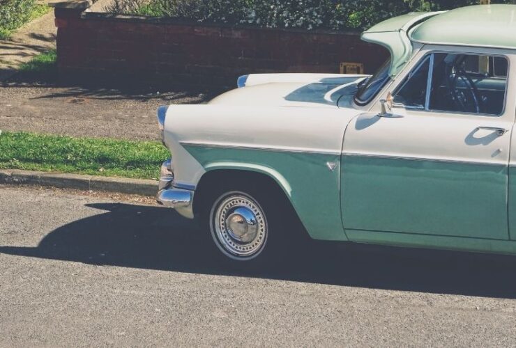 A Guide To Owning & Showing A Classic Vintage Motorcar #beverlyhillsmagazine #beverlyhills #bevhillsmag #vintagecar #classiccar #vintagemotorcar #classicvintagemotorcar